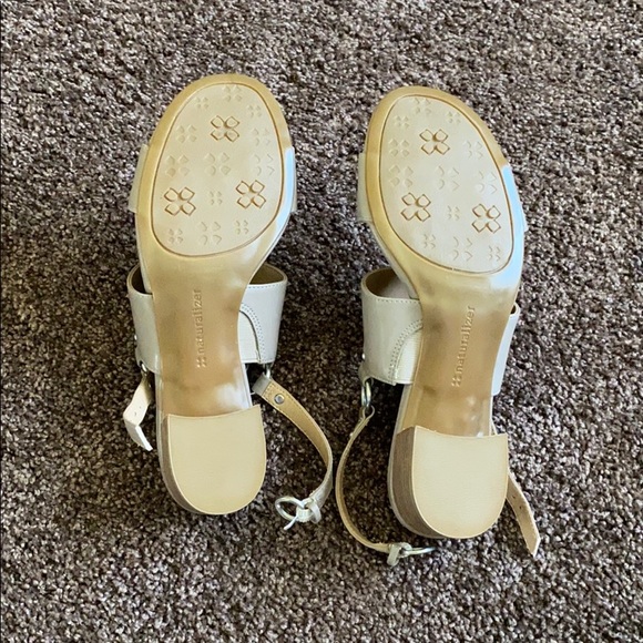 NEW Naturalizer Open Toe Double Strap Block Heel - Picture 4 of 4